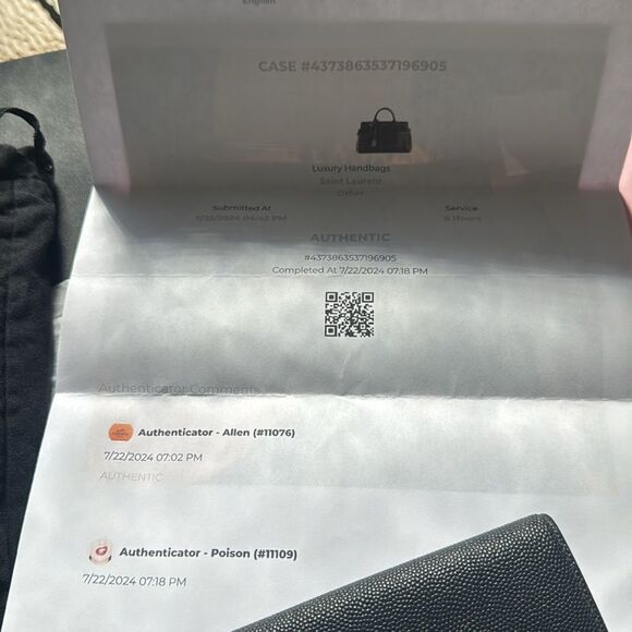 YSL UPTOWN POUCH IN GRAIN DE POUDRE LEATHER - Black  Retail $650- EUC - Picture 3 of 15